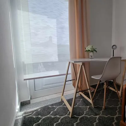 Rent this 1 bed room on Paula Imobiliária in Rua Guerra Junqueiro, 2870-333 Montijo
