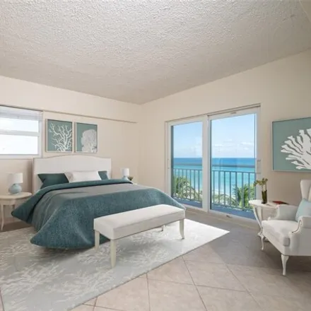 Image 4 - 953 South Surf Road, Hollywood, FL 33019, USA - Condo for sale