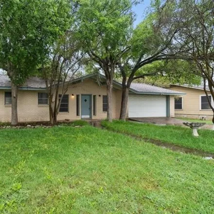 Rent this 3 bed house on 1073 Glenwood in Round Rock, TX 78681