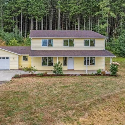 Buy this 5 bed house on 624 Smokey Valley Road in Lewis County, WA 98591