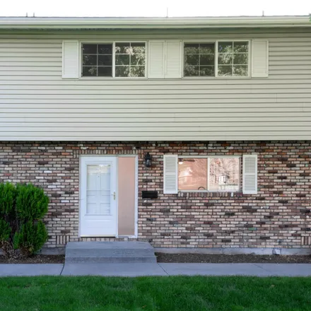 Buy this 2 bed townhouse on 301 North Park Street in Reno, NV 89512