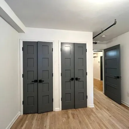 Image 2 - 201 2nd Avenue, New York, NY 10003, USA - Apartment for rent