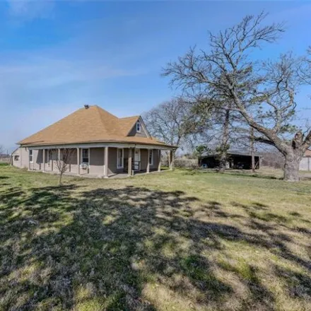 Image 2 - 3862 County Road 1125, Cleburne, TX 76033, USA - House for sale
