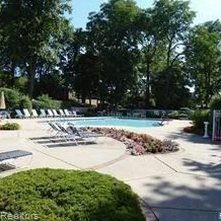 Image 9 - 489 South Fox Hills Drive, Bloomfield Hills, MI 48304, USA - Apartment for rent