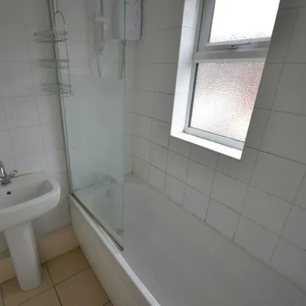 Rent this 1 bed apartment on 109 London Road in Leicester, LE1 7GE