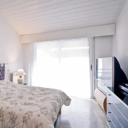 Rent this 2 bed apartment on 73570 Brides-les-Bains