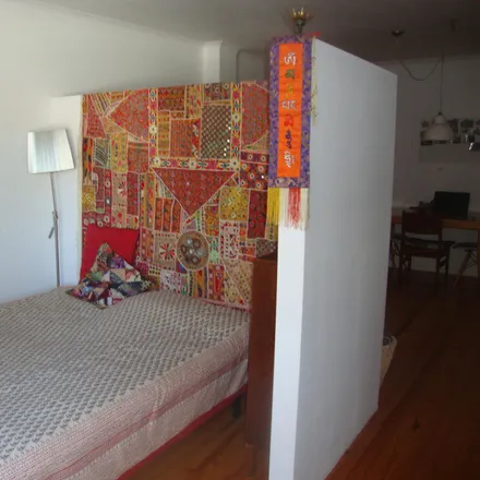 Rent this 2 bed room on Divisão de Investigação Criminal do Porto in Rua Cantor Zeca Afonso 730, 4200-534 Porto