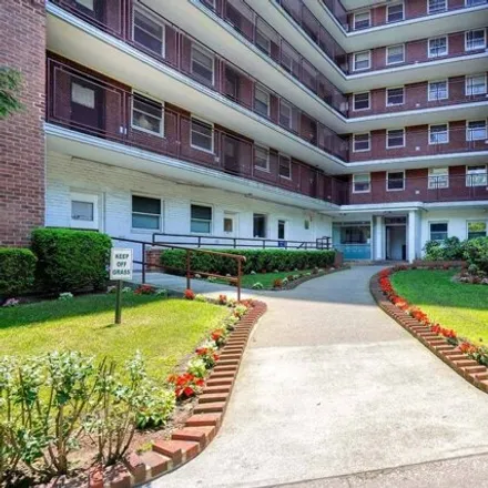 Buy this studio apartment on 97-40 62nd Dr Unit 8f in Rego Park, New York