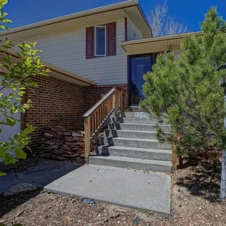 Buy this 4 bed house on 934 Cardiff Circle in Casper, WY 82609