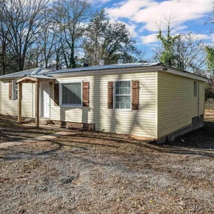 Image 2 - 52 Hill Ave, Sylacauga, Alabama, 35150 - House for sale