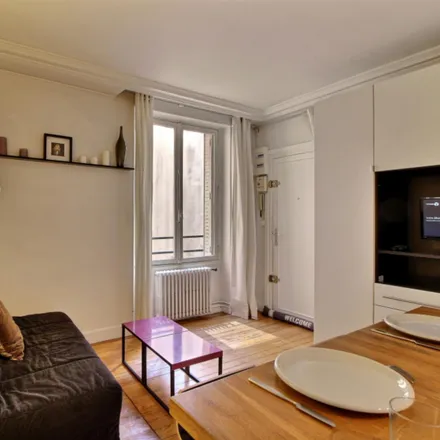Image 2 - 26 Rue Greneta, 75002 Paris, France - Apartment for rent