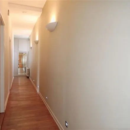 Rent this 3 bed apartment on Galerie Louise in Tunnel Stéphanie - Stefaniatunnel, 1050 Brussels