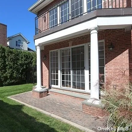 Image 5 - 4b Nassau Drive, Village of Great Neck Plaza, NY 11021, USA - Townhouse for rent