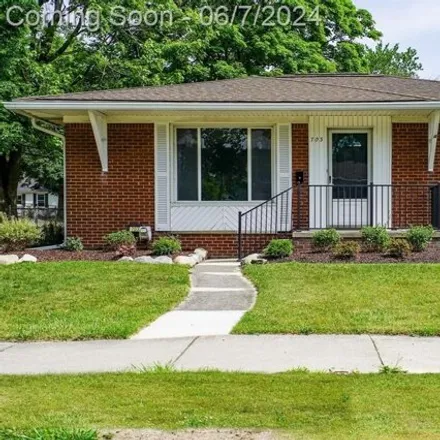 Image 2 - 703 Englewood Ave, Royal Oak, Michigan, 48073 - House for sale