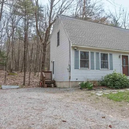 Buy this 3 bed house on East Dunbarton Road in Goffstown, NH 03045