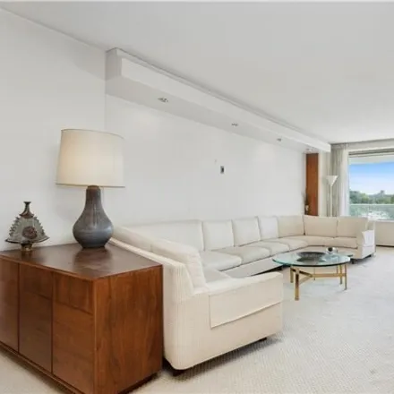 Buy this studio apartment on The Whitehall in Henry Hudson Parkway West, New York