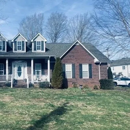Buy this 4 bed house on 399 Brookside Drive in Algood, Putnam County