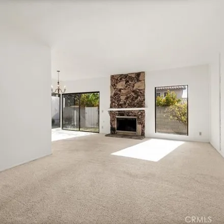Image 4 - 1392 Branch Circle, Upland, CA 91786, USA - House for sale