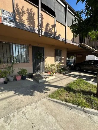 Image 4 - 3049 East 8th Street, Los Angeles, CA 90023, USA - House for sale