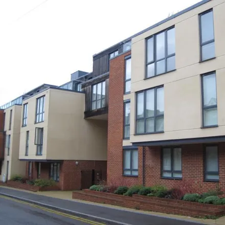 Rent this 2 bed apartment on Martyr Road in Guildford, GU1 4LF