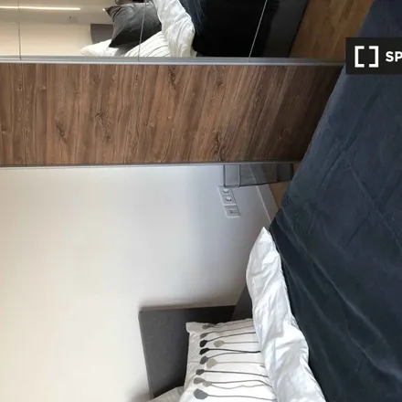 Rent this 4 bed room on Erika-Heß-Eisstadion in Müllerstraße 185, 13353 Berlin