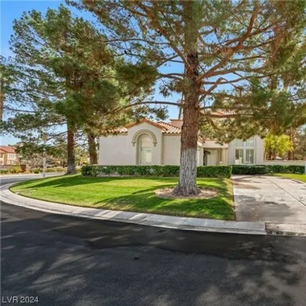 Image 2 - 8207 Crow Valley Ln, Las Vegas, Nevada, 89113 - House for sale