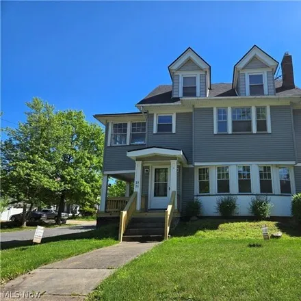 Buy this 6 bed house on 1974 Goodnor Road in Cleveland Heights, OH 44118