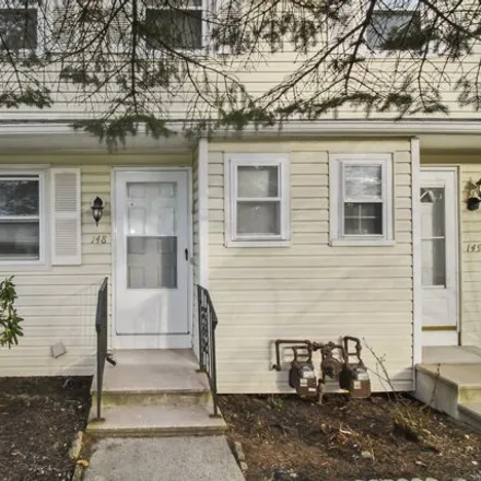 Buy this 2 bed house on 193 East Gate Lane in Hamden, CT 06514