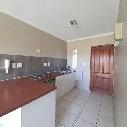 Image 3 - Sicily Street, Cape Town Ward 103, Western Cape, 7569, South Africa - Apartment for rent