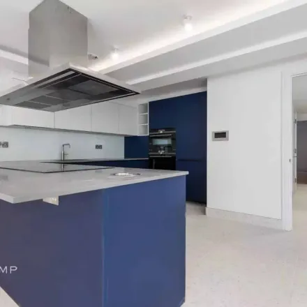 Image 9 - 19 Montagu Mews South, London, W1H 7ER, United Kingdom - Apartment for rent