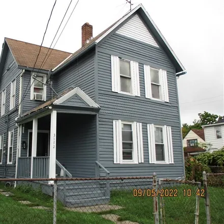 Image 2 - House of God Mount of Zion, 3184 West 73rd Street, Cleveland, OH 44102, USA - Duplex for sale