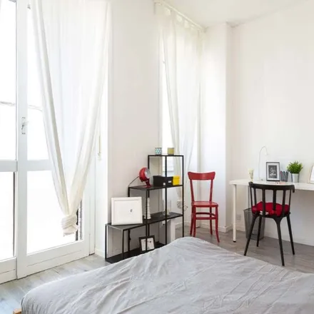 Rent this 3 bed room on Via Gaetano Braga in 9, 20125 Milan MI