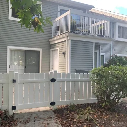 Rent this 1 bed condo on 22 Wynwood Drive in South Brunswick, NJ 08852