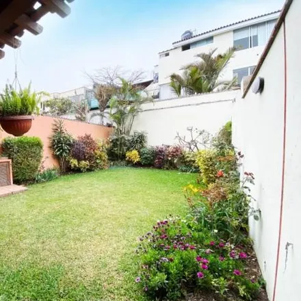 Buy this 5 bed house on Jirón Monserrate 395 in Santiago de Surco, Lima Metropolitan Area 15039