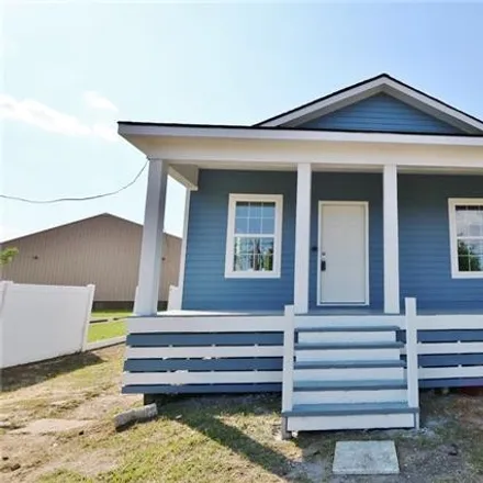 Image 1 - 3008 Piety Street, New Orleans, LA 70126, USA - House for sale