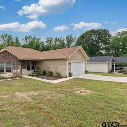 Image 2 - 1174 East 1st Street, Mount Pleasant, TX 75455, USA - House for sale