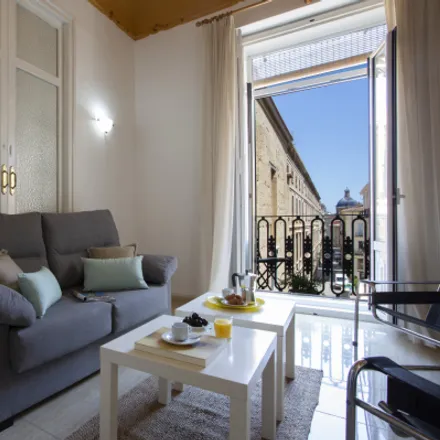 Rent this 5 bed apartment on Carrer del Salvador in 46003 Valencia, Spain