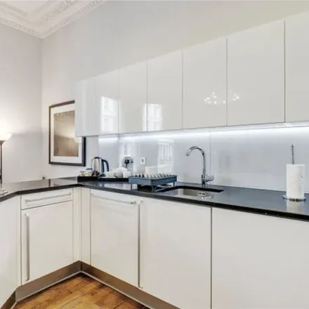 Image 2 - 16 Thurloe Street, London, SW7 2SX, United Kingdom - Apartment for rent