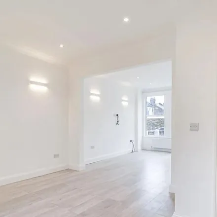 Image 1 - Norfolk Road, London, EN3 4BG, United Kingdom - Apartment for rent