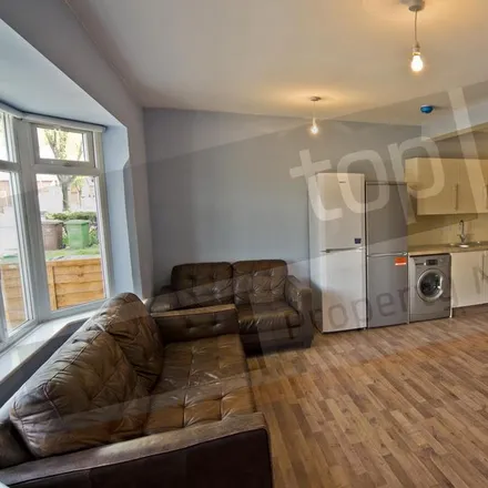 Rent this 6 bed house on 97 Beeston Road in Nottingham, NG7 2JQ