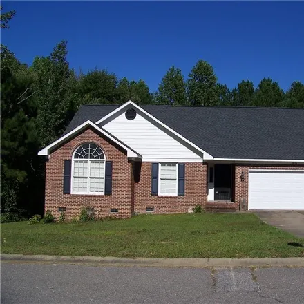 Rent this 3 bed house on 406 Roundtree Drive in Fayetteville, NC 28303