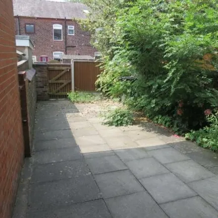 Image 5 - Peter Street, Westhoughton, BL5 2DF, United Kingdom - Townhouse for rent