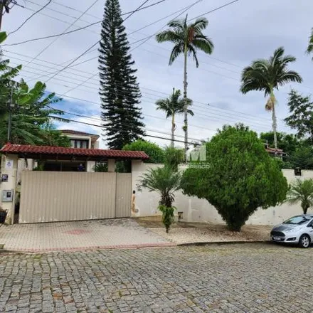 Buy this 3 bed house on Avenida Hugo Schlösser in Jardim Maluche, Brusque - SC