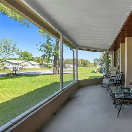 Image 5 - 2292 Lake Forest Avenue, Spring Hill, FL 34609, USA - House for sale