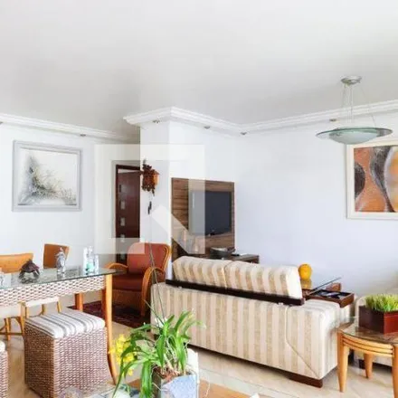 Rent this 3 bed apartment on Edifício Juriti in Rua Martinico Prado 90, Vila Buarque
