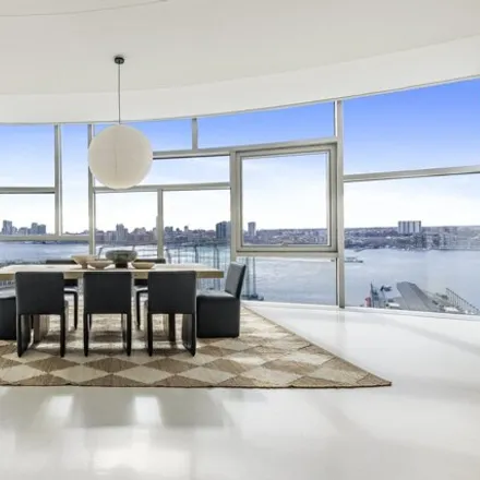 Buy this 7 bed condo on Vision Machine in West 19th Street, New York
