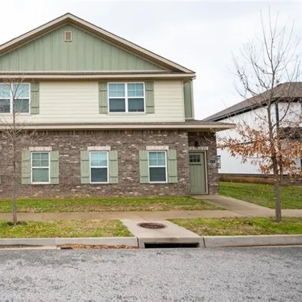 Rent this 3 bed townhouse on 4133 West Santa Maria Lane in Fayetteville, AR 72704