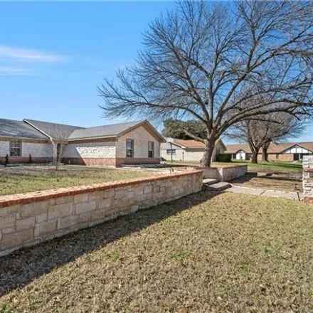 Image 3 - 661 Pinewood Lane, Hewitt, McLennan County, TX 76643, USA - House for sale