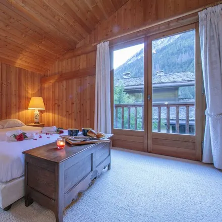 Rent this 3 bed house on Argentière in 84 Rue Charlet Straton, 74400 Chamonix-Mont-Blanc