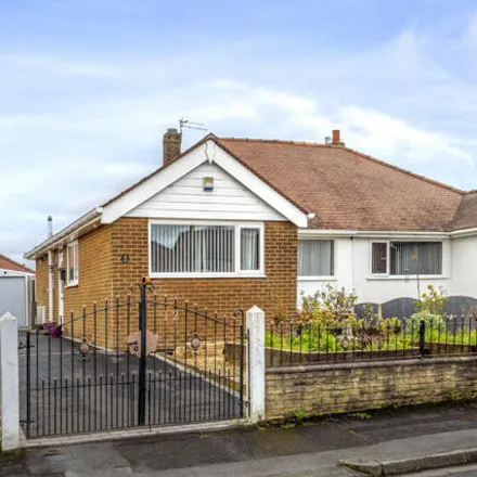 Buy this 3 bed house on Moorland Avenue in Preston, PR2 6UQ